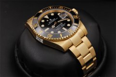 劳力士手表表蒙有划痕是什么原因